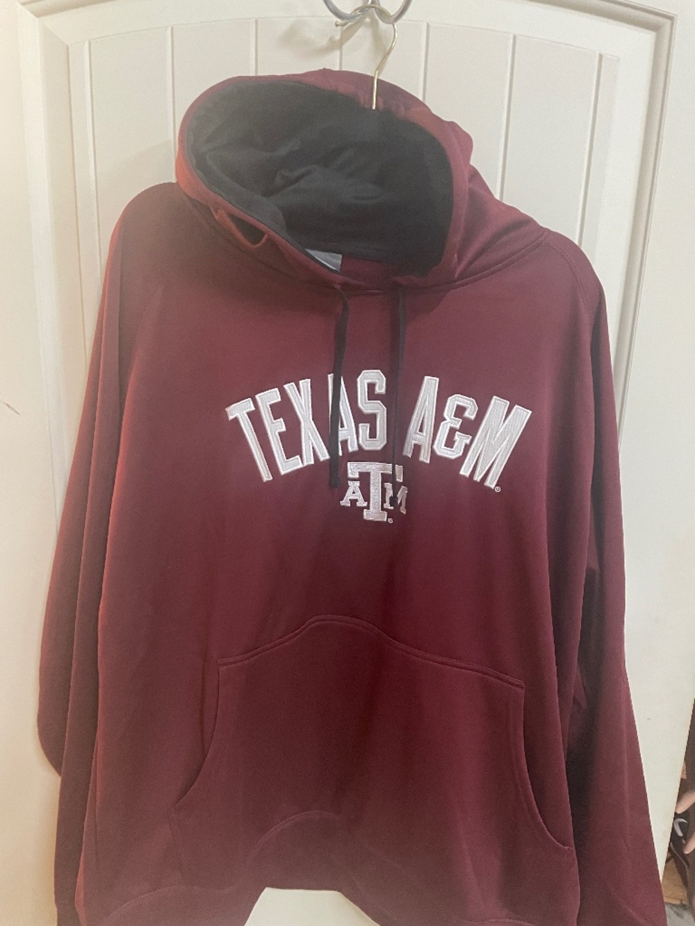 Texas A & M maroon pullover hoodie Kniggt XXL and excellent NCAA
